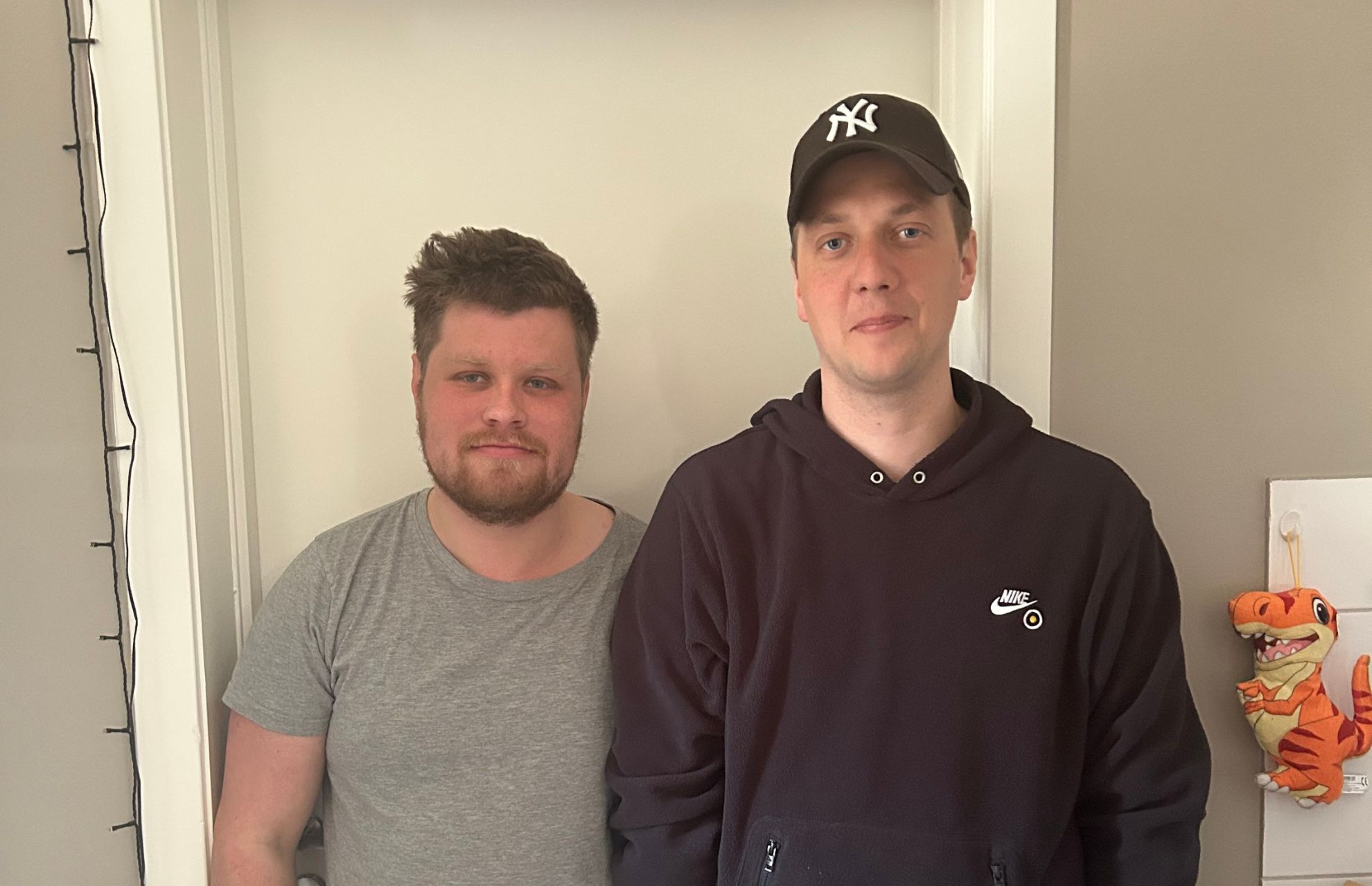 Fiskaren Johannes tillsammans med sin kontaktperson Henrik. 